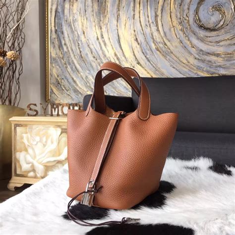 hermes au picotin